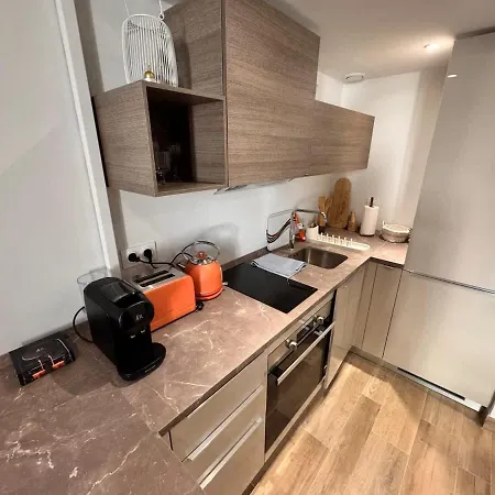 With Mezzanine 3 Minutes To Sea Vakantiehuis Nice