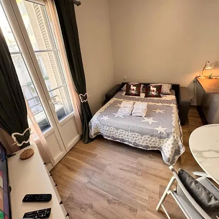 With Mezzanine 3 Minutes To Sea Vakantiehuis *