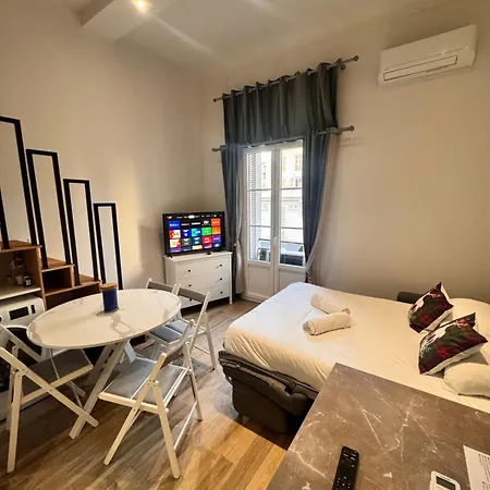 With Mezzanine 3 Minutes To Sea Holiday home Nice